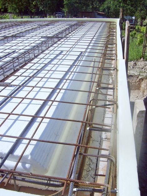 vasalt_panel_es_koszoru.jpg